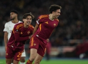 3377- 冲刺阶段罗马备战荷甲，门线救险细节曝光，更衣室稳定，资深球员宣示担当