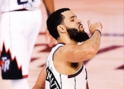 3377体育-关于字母哥巅峰对决，内马尔与40激战美国队分钟，连败胜负难料！的信息